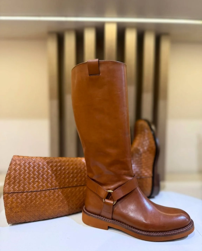 Calpierre čizme koje spajaju bezvremenski stil i u...