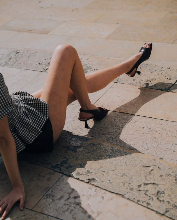 The perfect pair of heels, ready to go. #Zinda by...