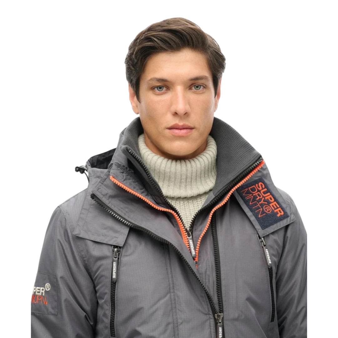 SUPERDRY MUŠKA JAKNA SIVA 47606