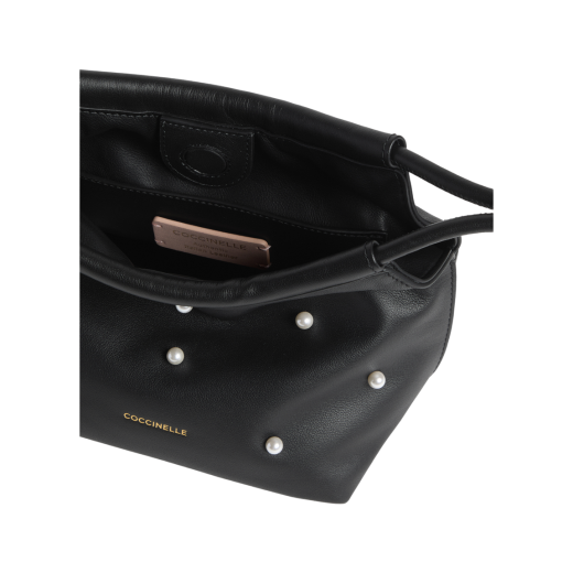 COCCINELLE ŽENSKA TORBA CRNA 46610