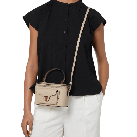 COCCINELLE ŽENSKA TORBA BEŽ 46639