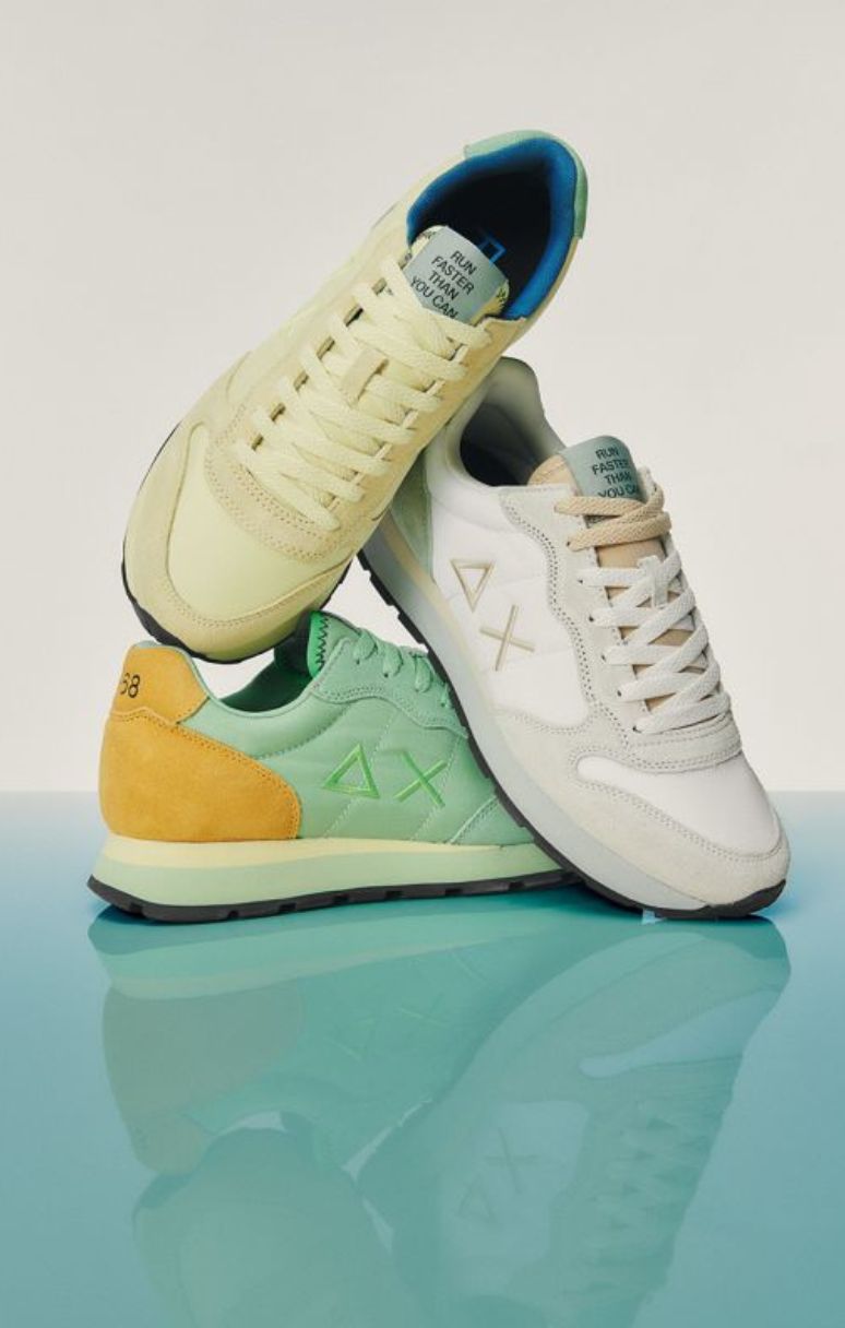 SUN 68 - SUN68 je autentičan modni brend koji slavi ležernu slobodu kroz inspiraciju morem, svakodnevnim stilom i neformalnom sofisticiranošću — kolekcije koje kombinuju udobnost i originalnost.